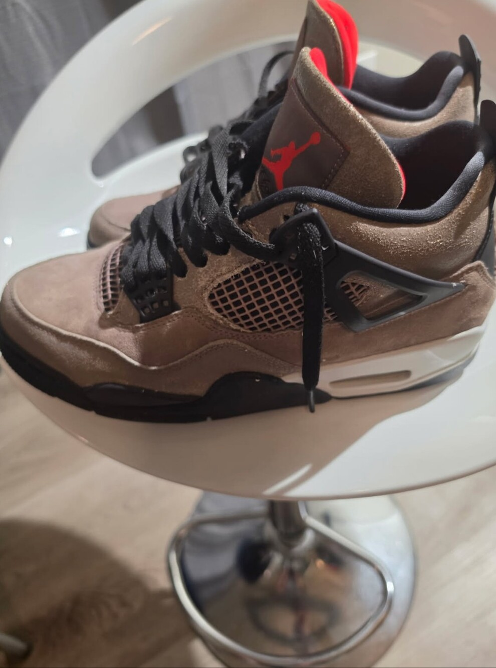 Jordan 4 Retro Toupe